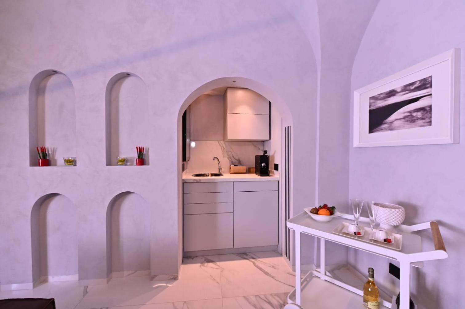 Suite Al Centro Storico Ачиреале Экстерьер фото